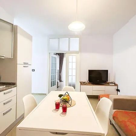 Inn Location, Two Bedrooms 973 Golem (Tirana)