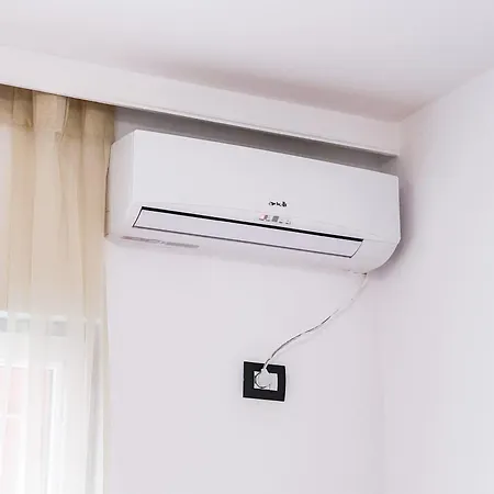 Inn Location, Two Bedrooms 973 Golem (Tirana)