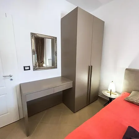 Location, Two Bedrooms 973