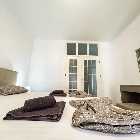 Location, Two Bedrooms 973 Golem (Tirana)