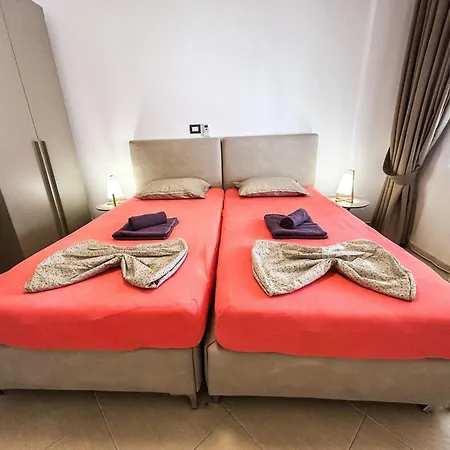 Location, Two Bedrooms 973