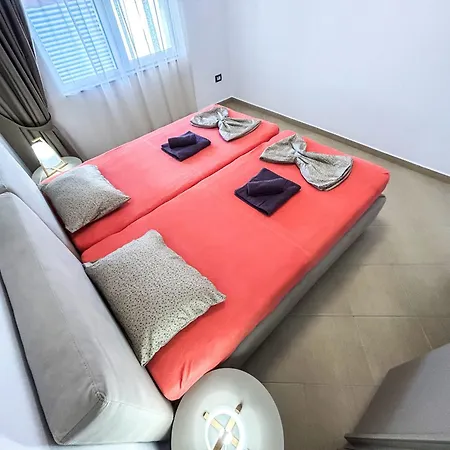 Location, Two Bedrooms 973 Inn Golem (Tirana)