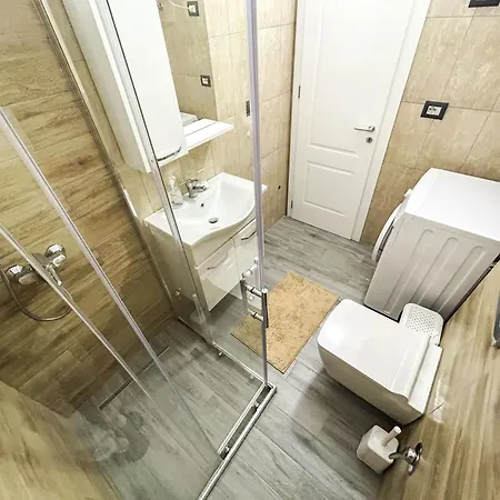 Location, Two Bedrooms 973 Inn