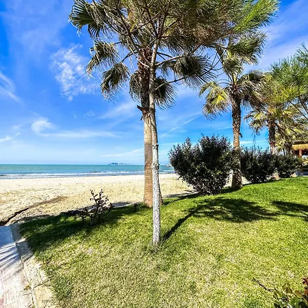 Inn Location, Two Bedrooms 973 *